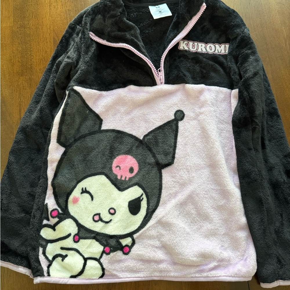 Kuromi hybrid Apparel Black Fleece Top